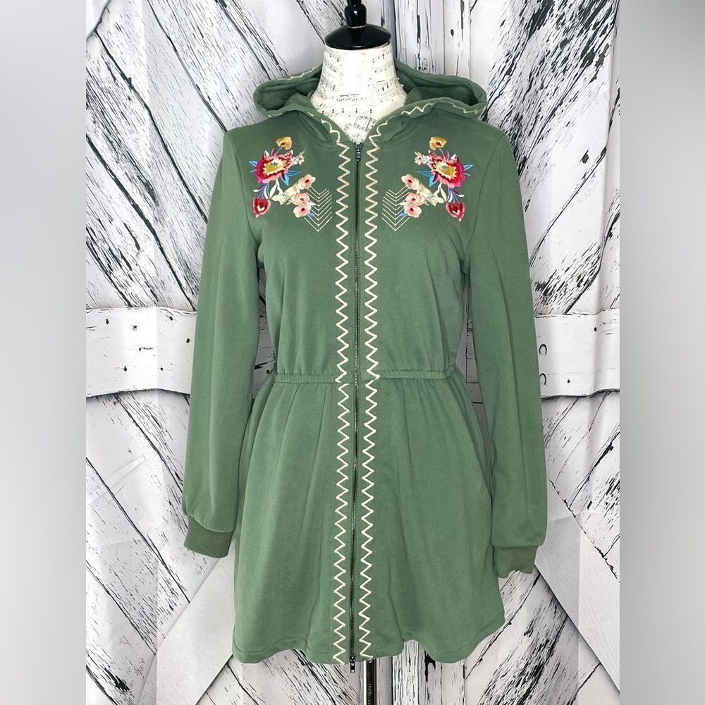 Solitaire Embroidered Full Zip Tunic Hooded Sweatshirt Green Size M